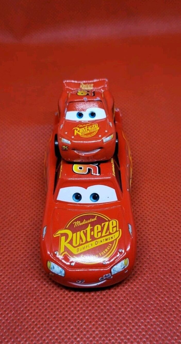 Disney/Pixar/Mattel/Die-cast/Bumper Ointment Rusty's Number 95 And Mini Me......